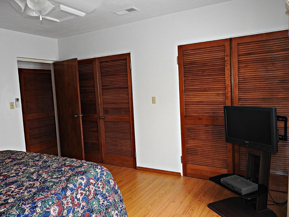Windsong Guest Apartments Pembroke Kültér fotó